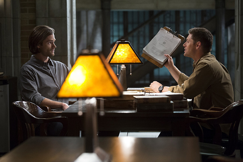 Recap/review of Supernatural 10x08 Hibbing 911